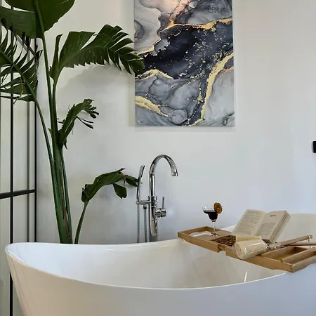 ベッド・アンド・ブレックファスト Cb Boutique