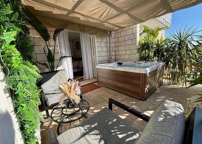 Casa Benita Boutique Bed & Breakfast 4*